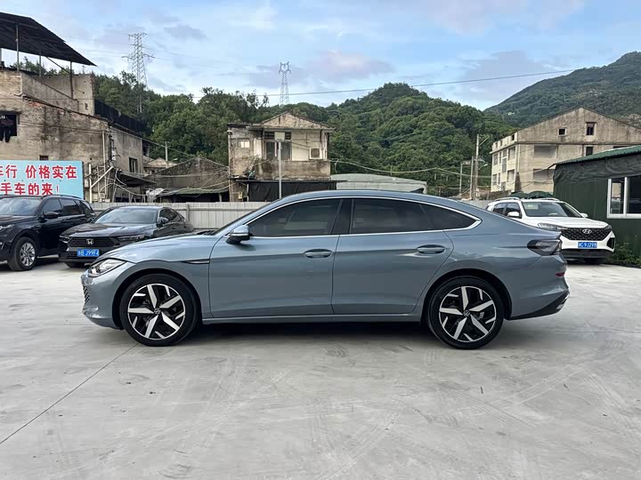 Volkswagen Lamando L, 2023 — фото 2 из 9