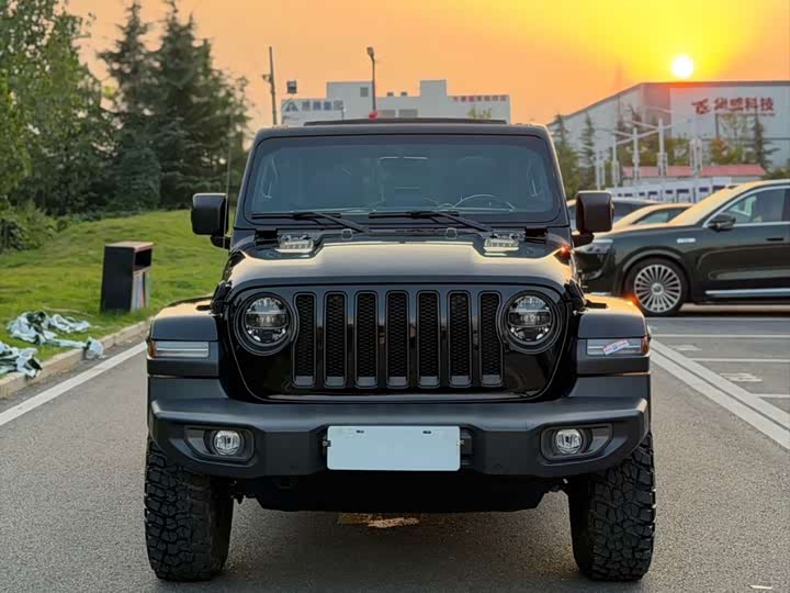 Jeep Wrangler, 2022 — фото 2 из 9