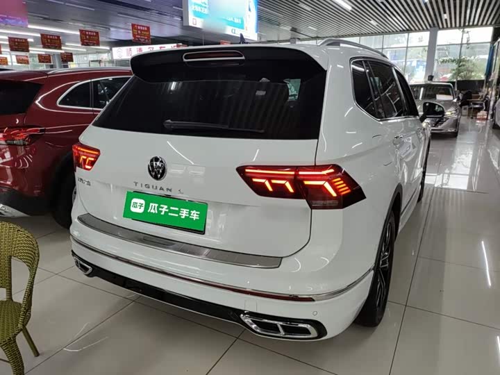 Volkswagen Tiguan L Pro, 2024 — фото 5 из 9