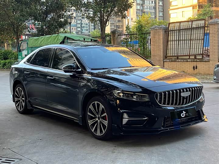 Geely Preface, 2024 — фото 3 из 9