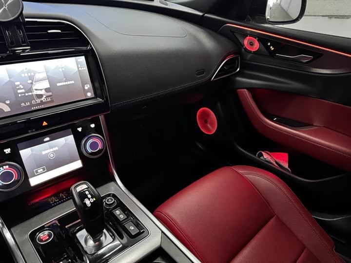 Jaguar XE L, 2023 — фото 8 из 9