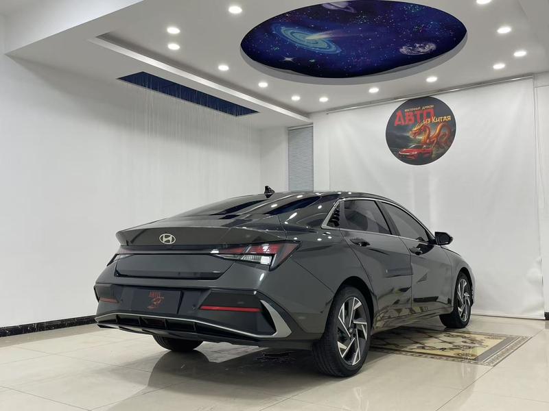 Hyundai Elantra N line, 2024 — фото 6 из 12