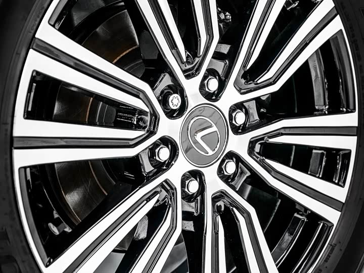 Lexus LX, 2026 — фото 7 из 9