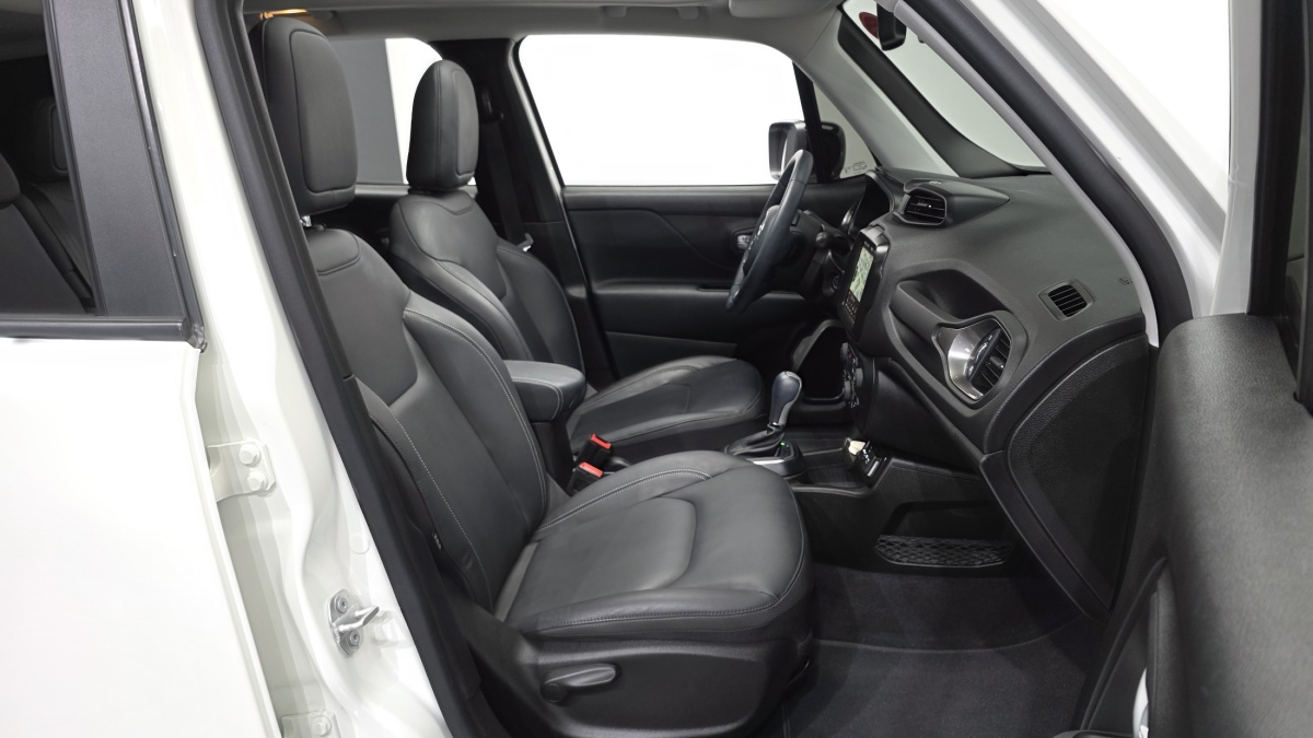 Jeep Renegade, 2023 — фото 10 из 12