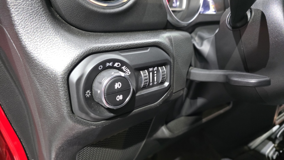 Jeep Wrangler, 2022 — фото 12 из 12