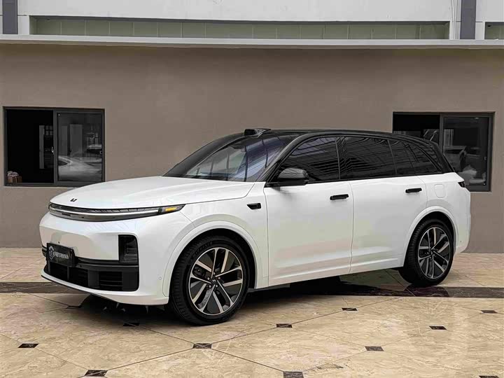 LiXiang L7, 2024 — купить в Владимире под ключ