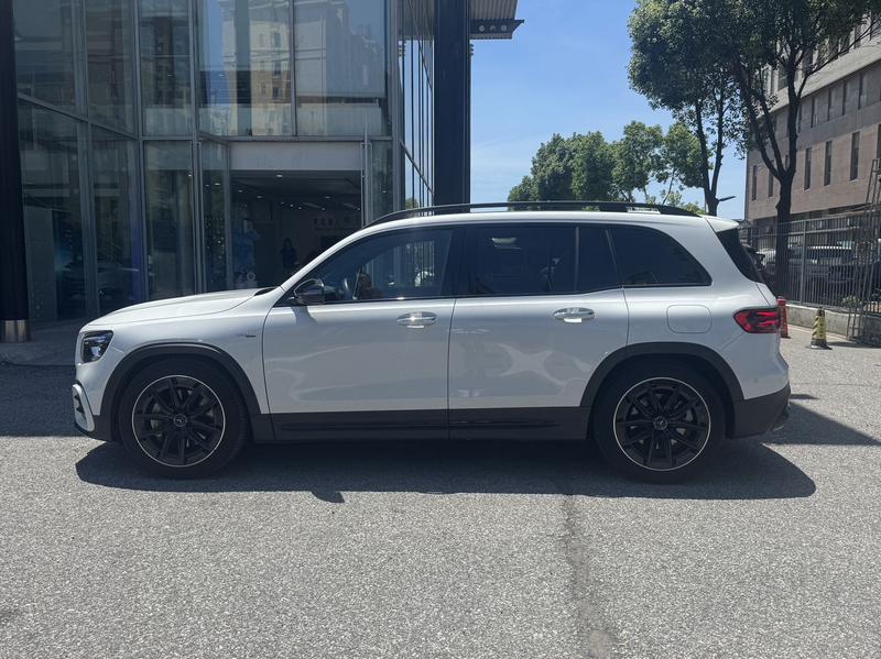 Mercedes-Benz GLB-Class AMG, 2024 — фото 3 из 11