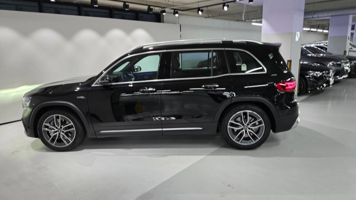 Mercedes-Benz GLB-Class, 2026 — фото 8 из 12