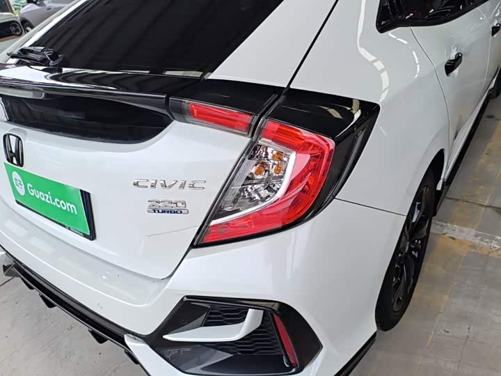 Honda Civic, 2022 — фото 8 из 9