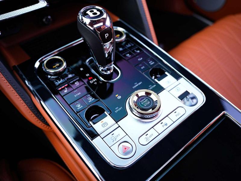 Bentley Flying Spur, 2021 — фото 10 из 12