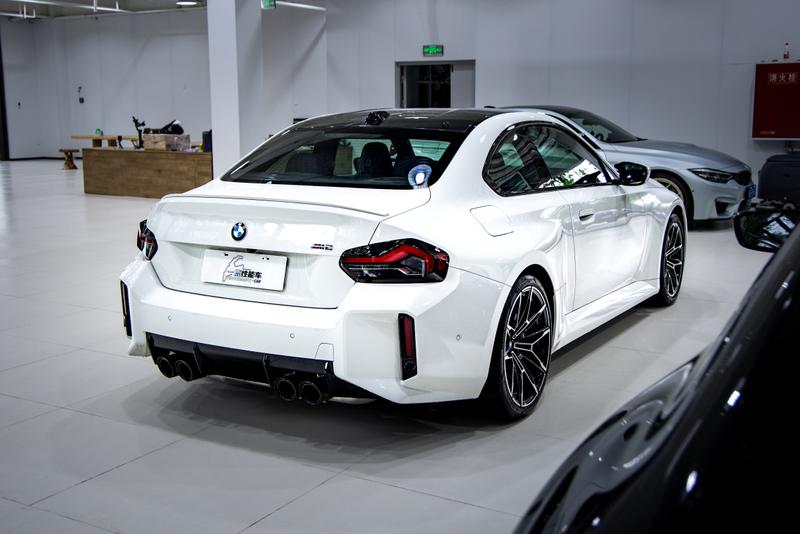 BMW M2, 2025 — фото 6 из 9