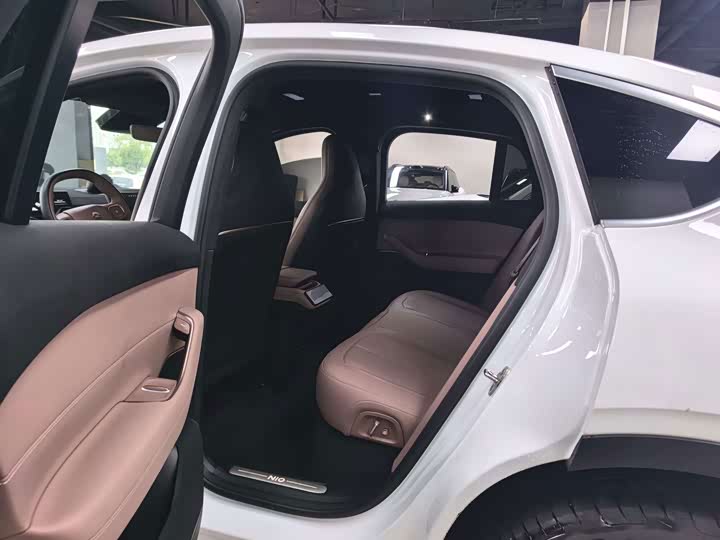 Nio EC6, 2024 — фото 6 из 9