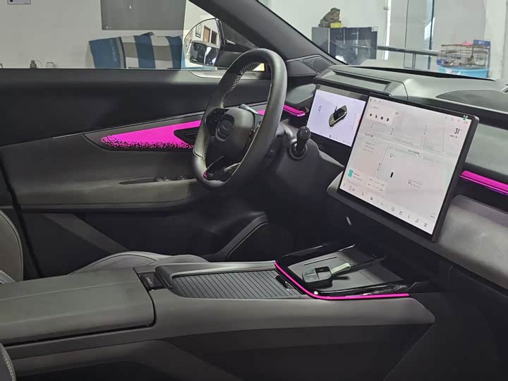 Lynk & Co 08 EM-P Hybrid, 2023 — фото 3 из 9