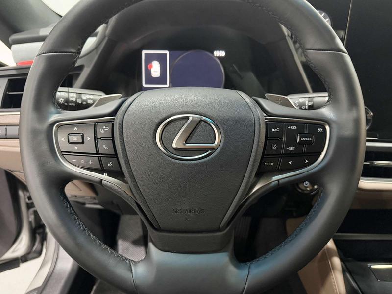 Lexus ES, 2024 — фото 8 из 12