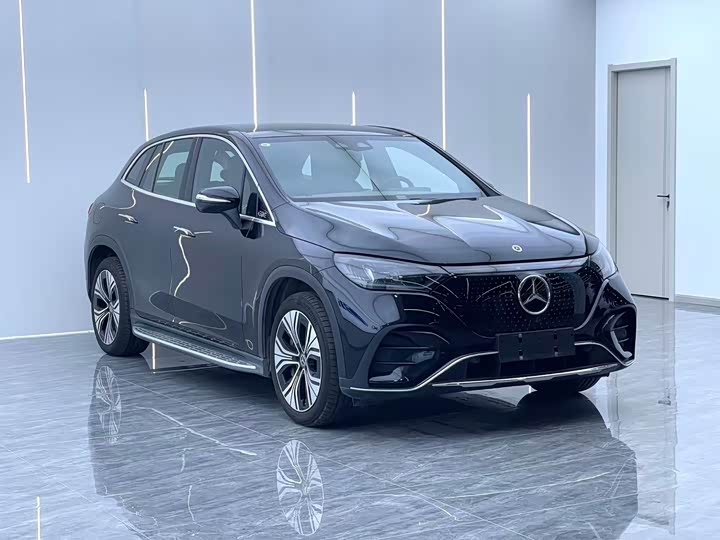 Mercedes-Benz EQE SUV, 2024 — фото 3 из 9