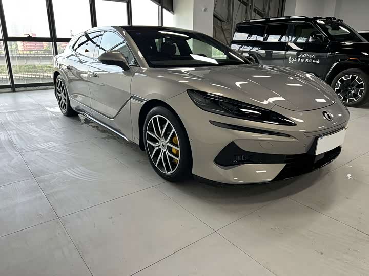 Denza Z9GT, 2025 — фото 3 из 9