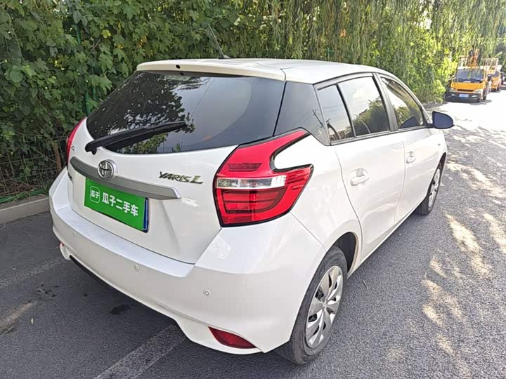 Toyota Yaris L Hatchback, 2022 — фото 7 из 9