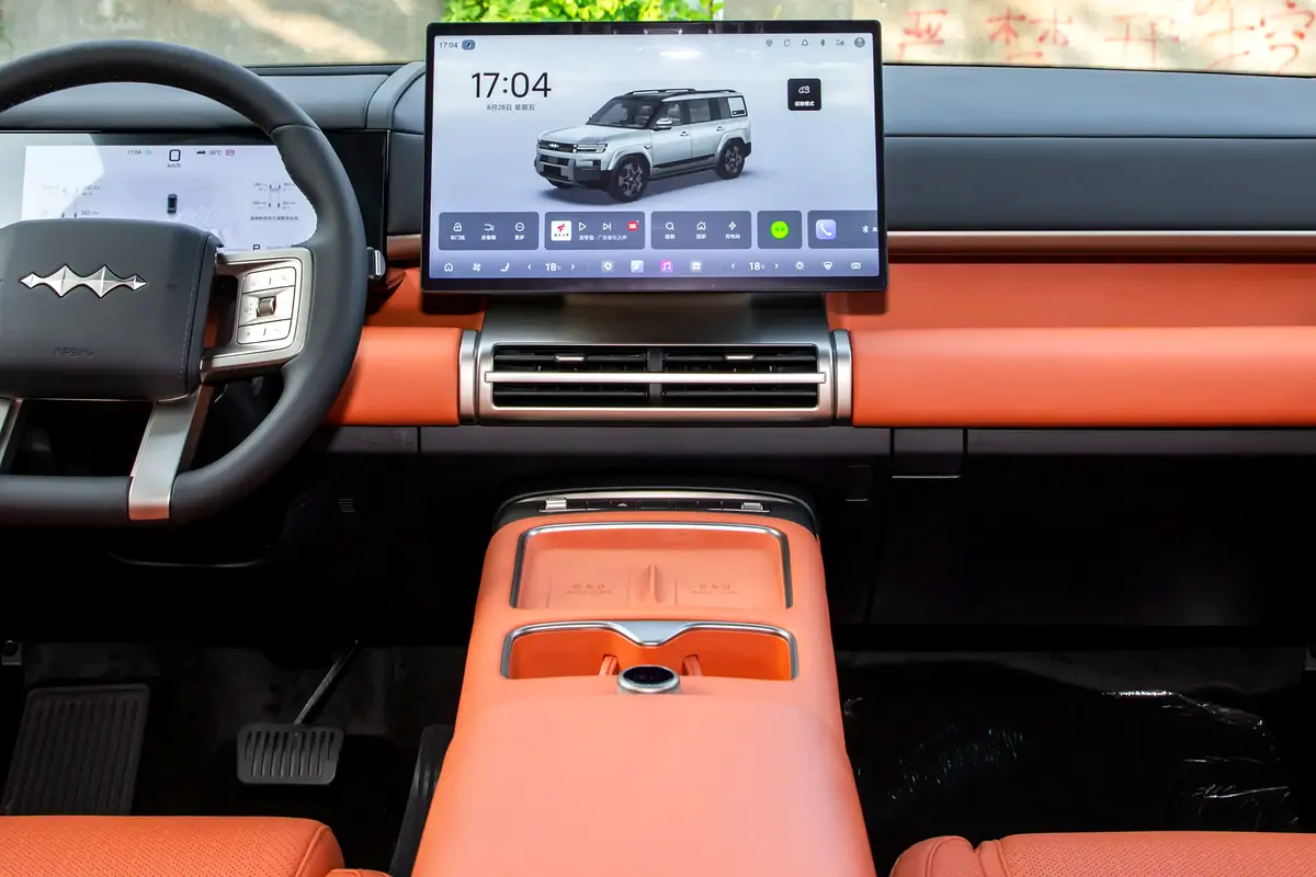 BYD Leopard Titanium 7, 2026 — фото 7 из 10