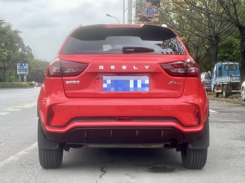 Geely Vision X3, 2021 — фото 5 из 10