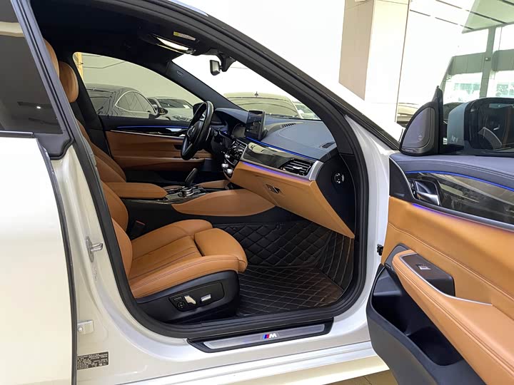 BMW 6 Series GT, 2022 — фото 8 из 9