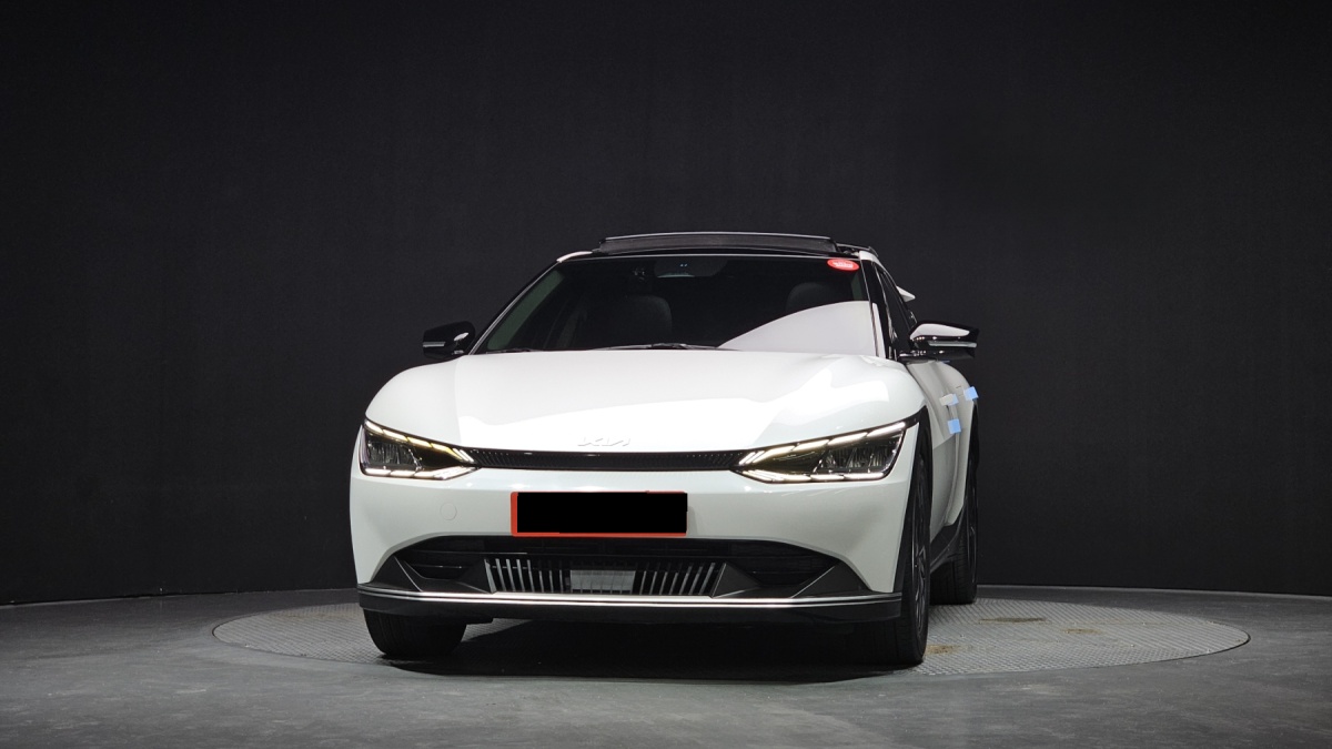 Kia EV6, 2022 — фото 3 из 12