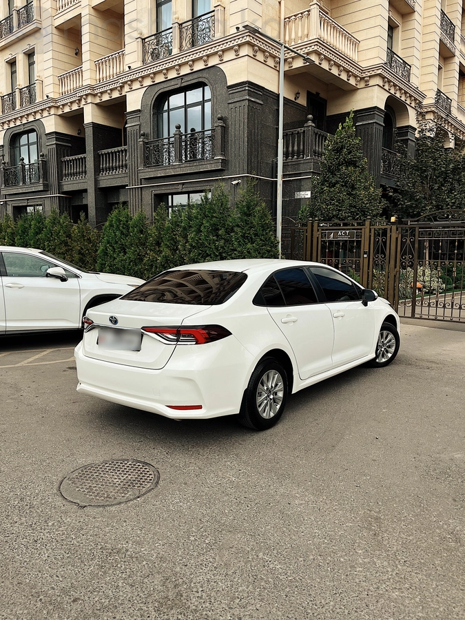 Toyota Corolla, 2021 — фото 3 из 7