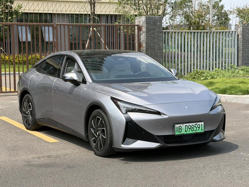 BAIC Arcfox Alpha S5, 2025 — фото 3 из 12