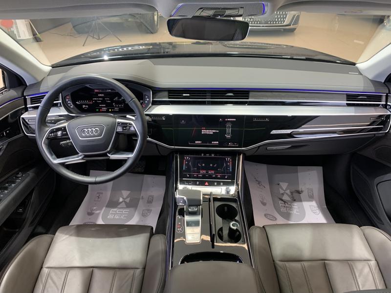 Audi A8, 2025 — фото 9 из 12