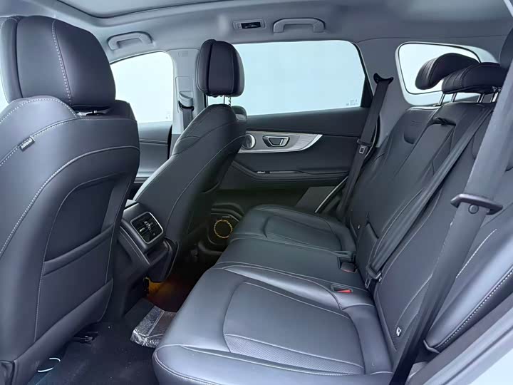 Chery Tiggo 8 Pro, 2025 — фото 7 из 9