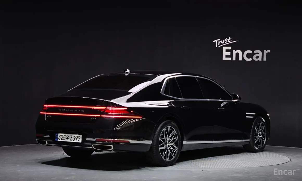 Genesis G90, 2022 — фото 2 из 12