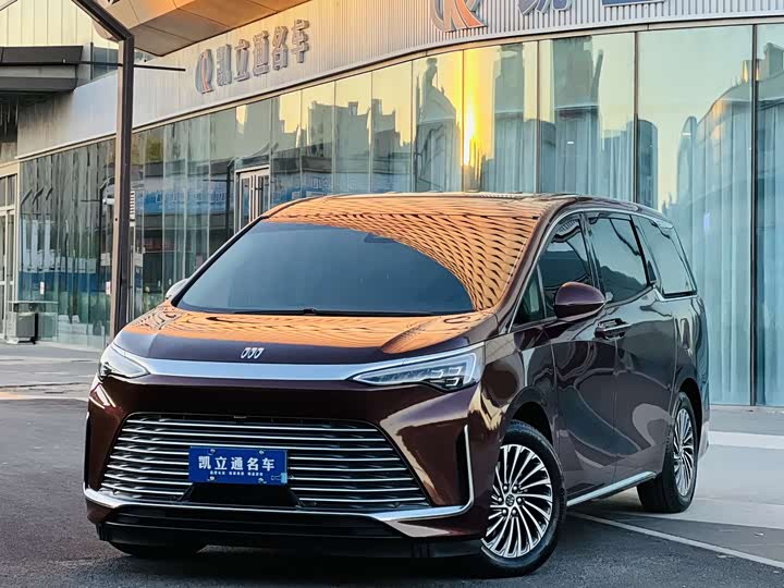 Buick GL8 Century, 2023 — купить в Туле под ключ