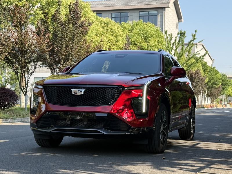 Cadillac XT4, 2023 — купить в Перми под ключ