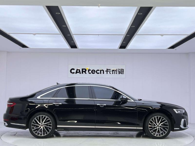 Audi A8, 2023 — фото 8 из 12