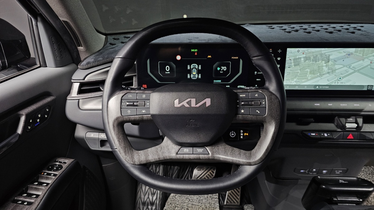 Kia EV9, 2023 — фото 12 из 12