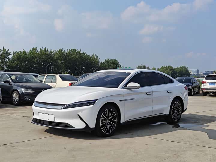 BYD Han, 2022 — купить в Москве под ключ