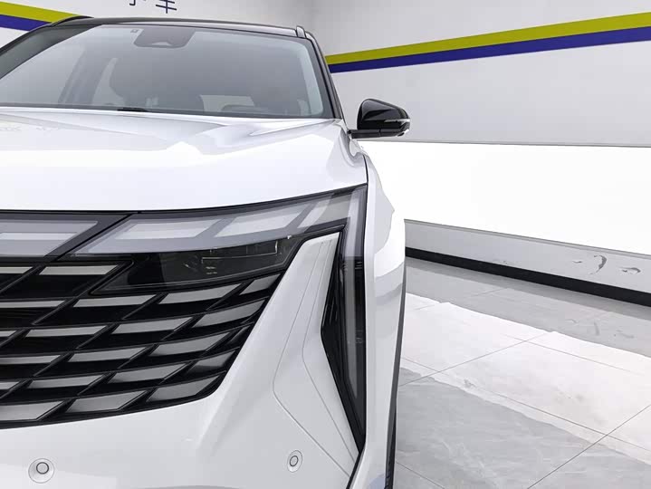 Geely Atlas L, 2023 — фото 5 из 9