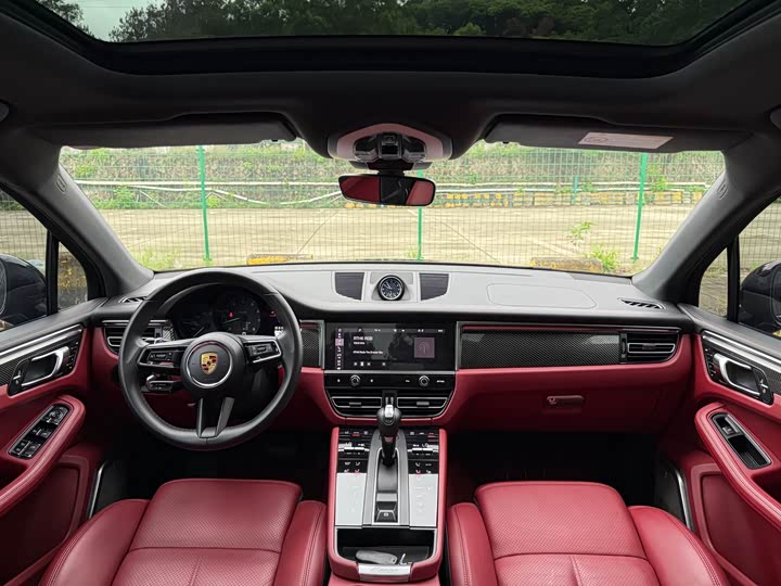 Porsche Macan, 2023 — фото 5 из 9