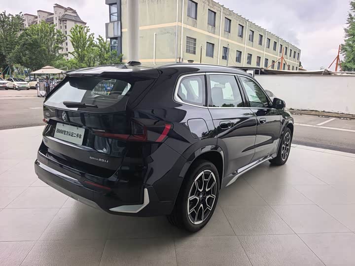 BMW X1, 2025 — фото 7 из 9
