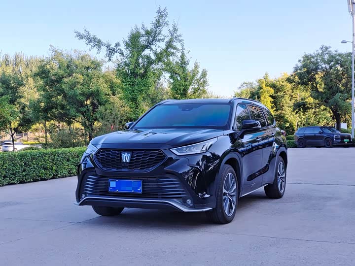 Toyota Crown Kluger, 2024 — купить в Санкт-Петербурге под ключ
