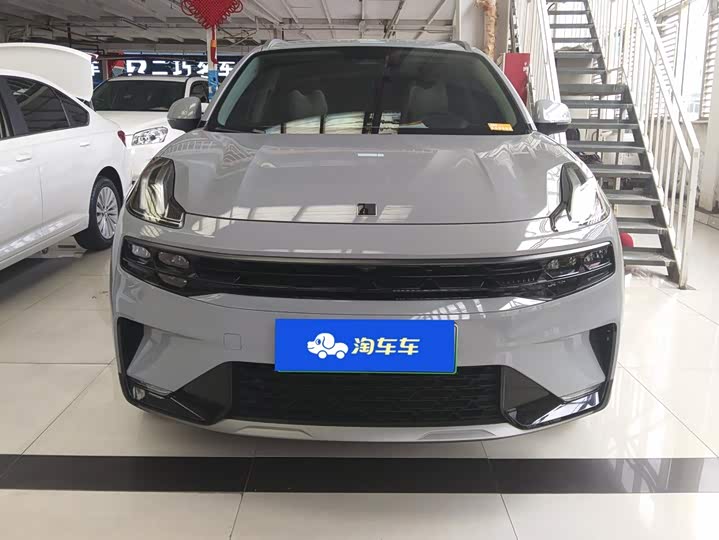 Lynk & Co 06 EM-P Hybrid, 2022 — фото 2 из 9