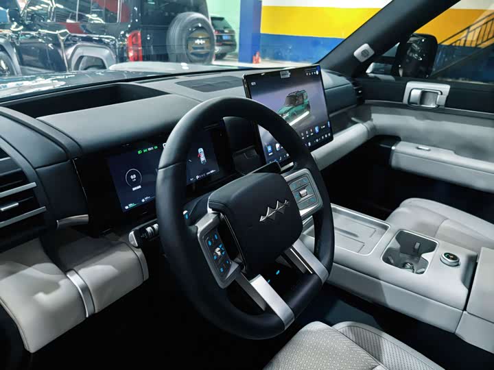 BYD FangChengBao Titanium 7 (Tai 7), 2025 — фото 7 из 9
