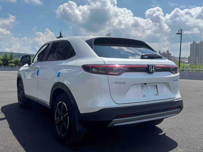 Honda Vezel, 2023 — фото 4 из 12