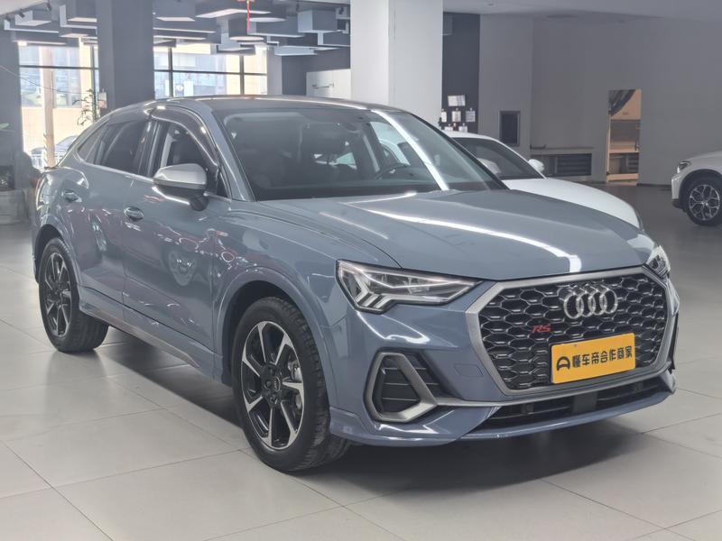 Audi Q3 Sportback, 2022 — фото 3 из 9