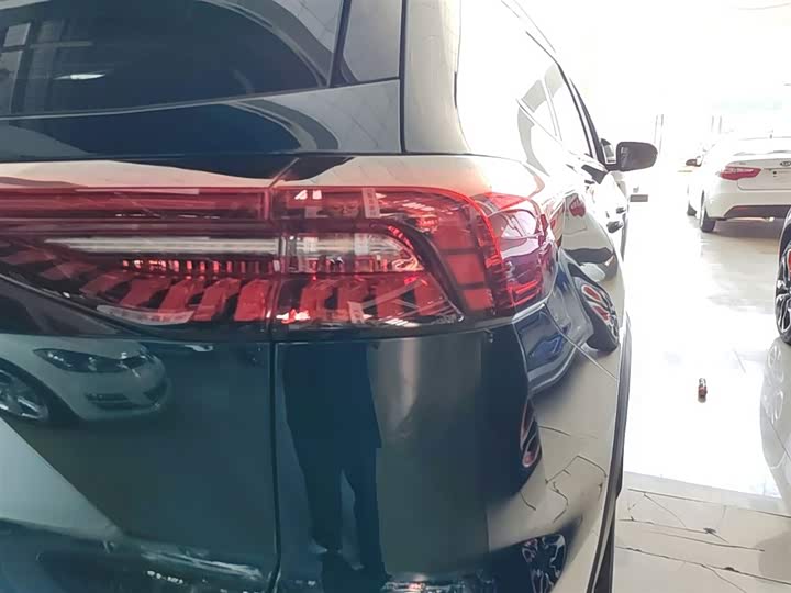 Chery Tiggo 8 Pro, 2023 — фото 8 из 9