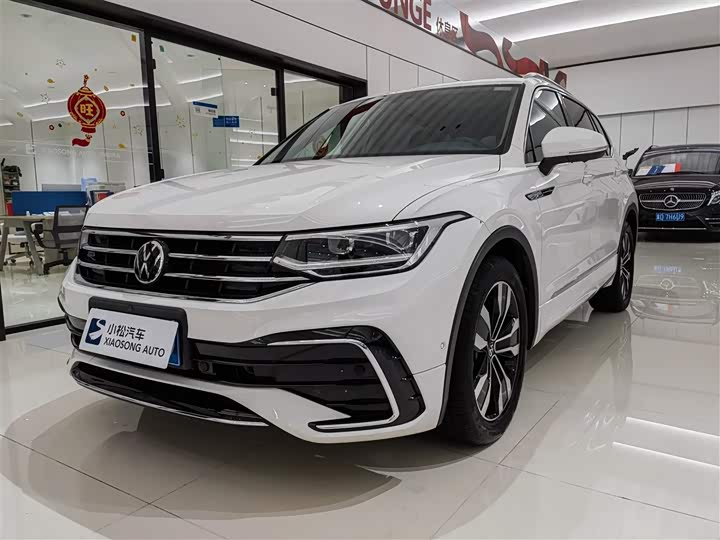 Volkswagen Tiguan L Pro, 2021 — купить в Курске под ключ