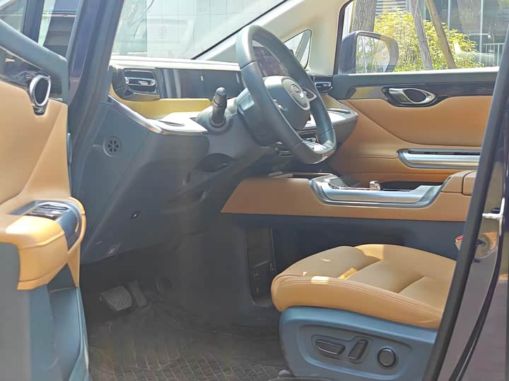 GAC Trumpchi E8, 2023 — фото 8 из 9