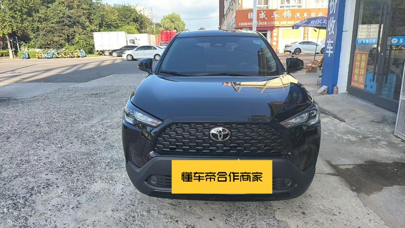 Toyota Corolla Cross, 2024 — фото 2 из 7
