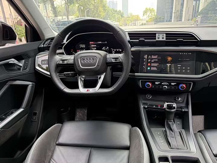 Audi Q3 Sportback, 2022 — фото 7 из 9