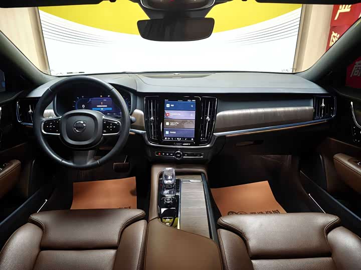 Volvo S90, 2023 — фото 8 из 9