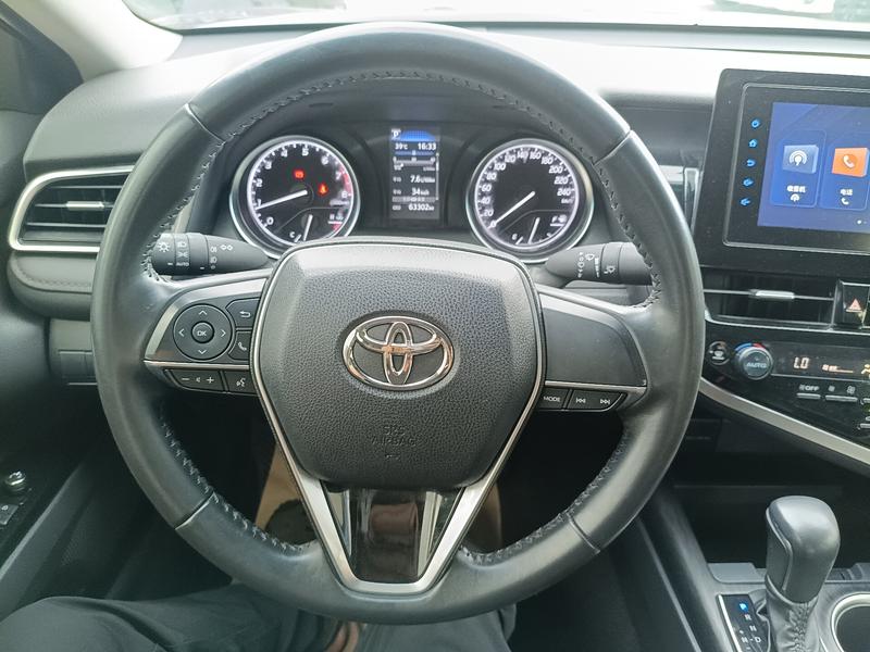 Toyota Camry, 2023 — фото 7 из 12
